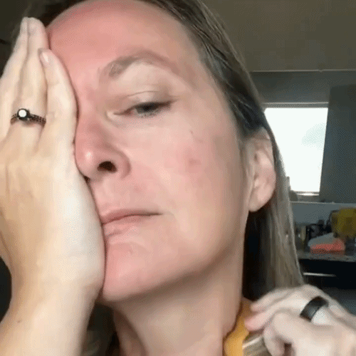 Cepillo facial linfático FEMME™